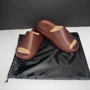 Yeezy YS 01 Slides I Men’s I Color: Brown-Fudge I Size 9
